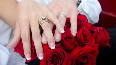 Wydatki na wesele mają wpływ na długość małżeństwa