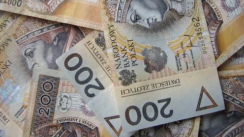 Średnia płaca w marcu 2014 roku wyniosła 4017 złotych