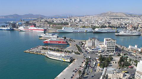Porty, państwowe spółki, wyspy. Grecja musi ostro prywatyzować, ale co?