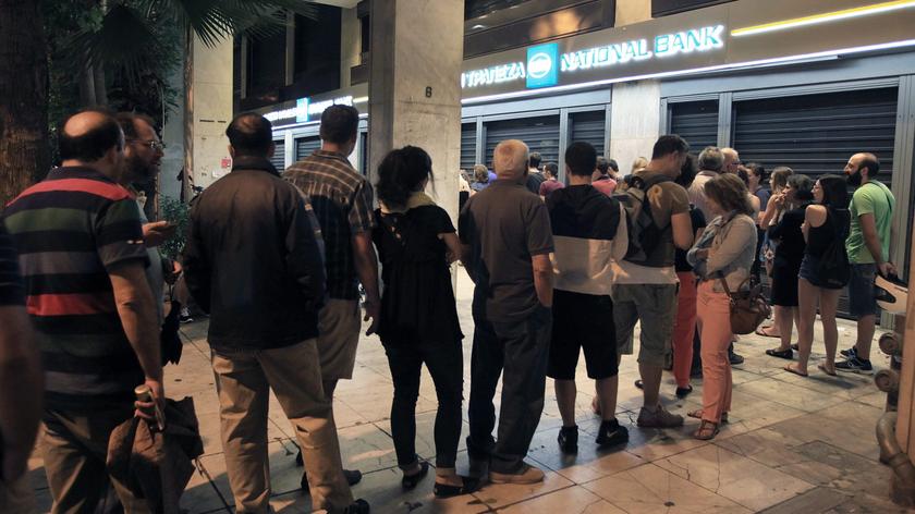 Greckie banki zamknięte do poniedziałku. Limit wypłat utrzymany
