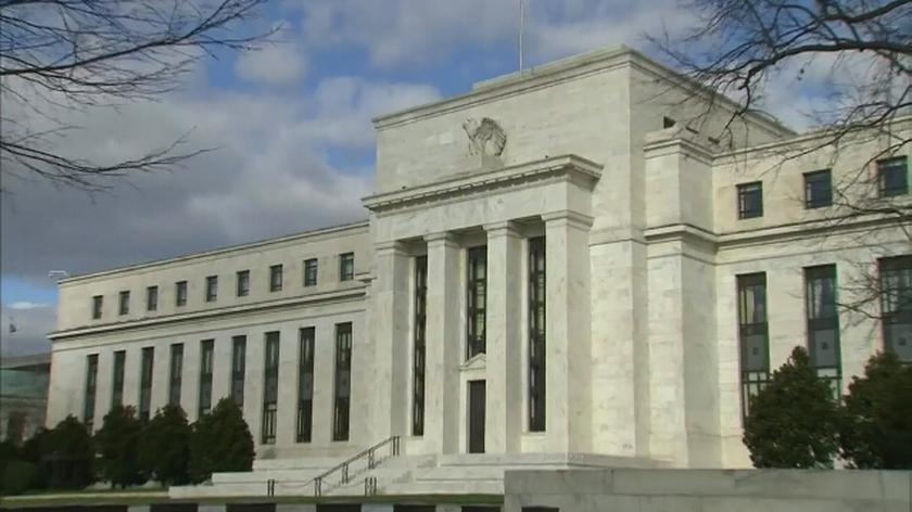 Historyczna decyzja: Fed kończy z erą zerowych stóp 