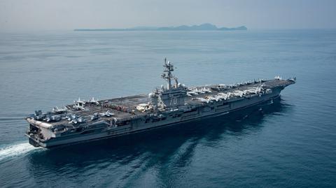 Pjongjang grozi atakiem na amerykański lotniskowiec