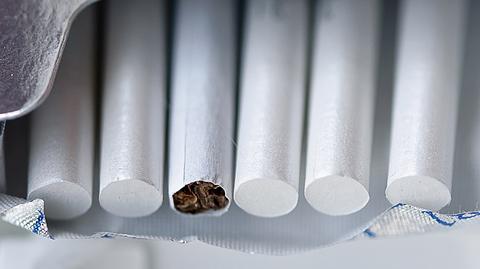 Polska skarży dyrektywę tytoniową. "Kosztem naszych producentów"