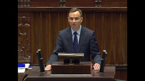 Andrzej Duda oskarża o zaniedbania przy identyfikacji rząd