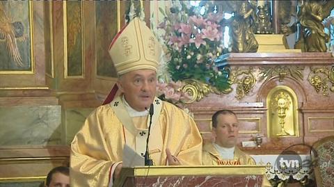 Arcybiskup Nycz o wykorzystaniu krzyża