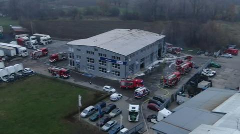 Pożar hali w Ustroniu, jedna osoba nie żyje