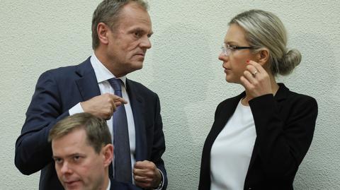 Na osobności Tusk zadał pytanie przewodniczącej Wassermann