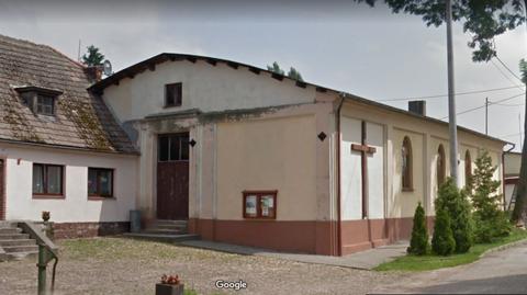 Kościół mieści się we wsi Łąkie
