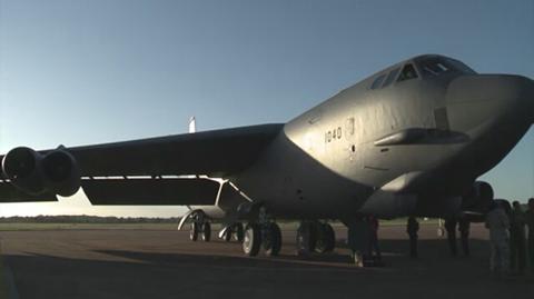 Bombowce B-52 lądują w Wielkiej Brytanii