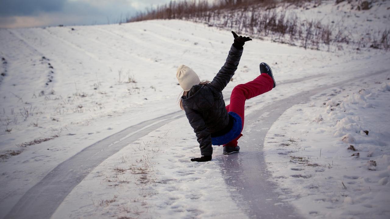 Pogoda. Zrobi się niebezpiecznie ślisko. Prawie cały kraj objęty ostrzeżeniami