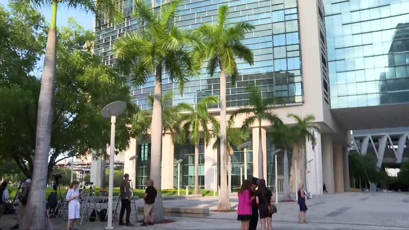 Donald Trump ma stanąć przed sądem federalnym w Miami. Relacja Marcina Wrony