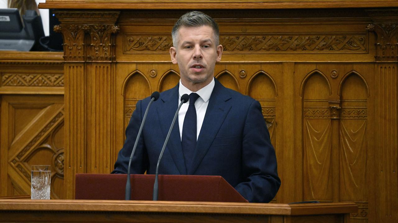 Magyar zapowiada zmianę konstytucji, by odsunąć prezydenta Węgier