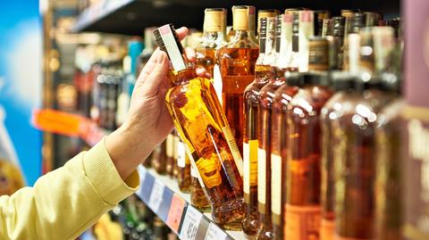 Wraca dyskusja o ograniczeniu promocji i dostępności alkoholu w Polsce