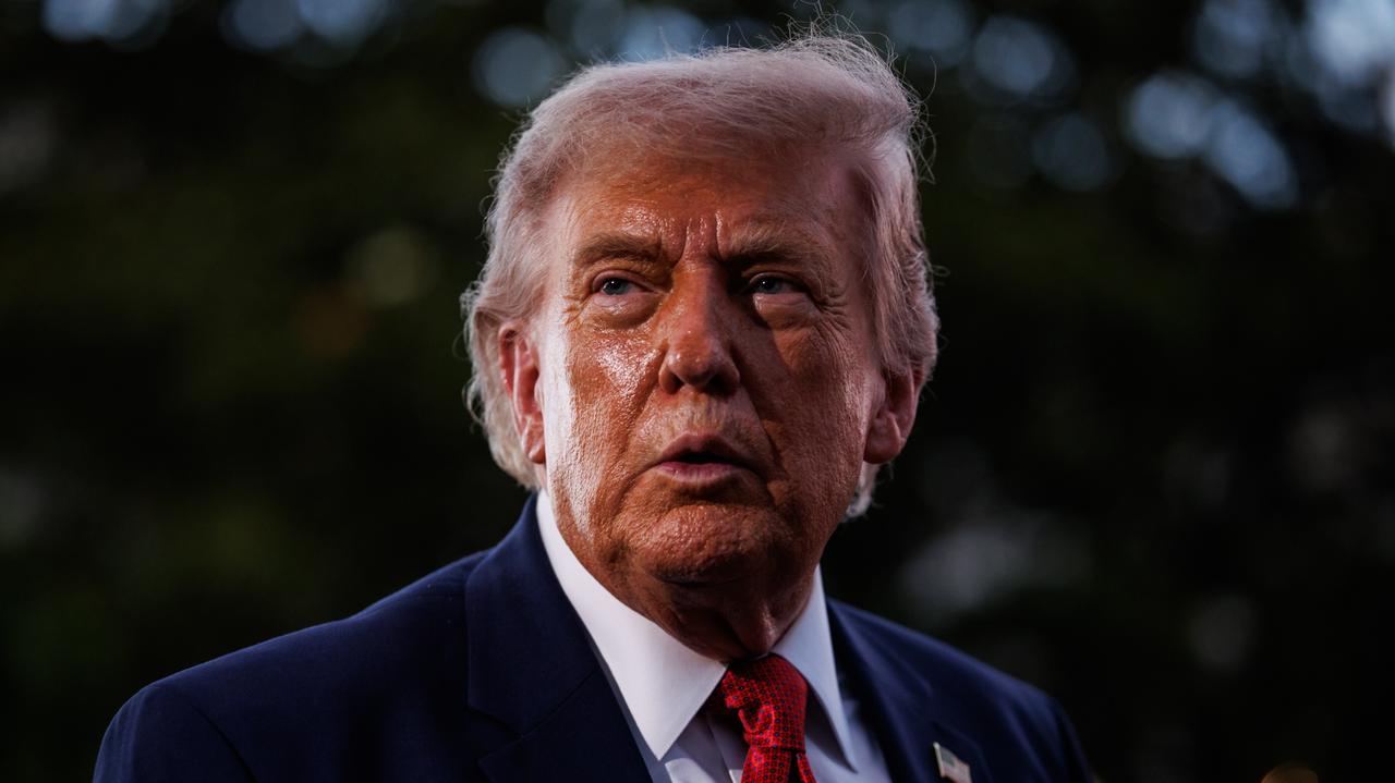 "Bezprecedensowe posunięcie". Trump zapowiada rozmowę