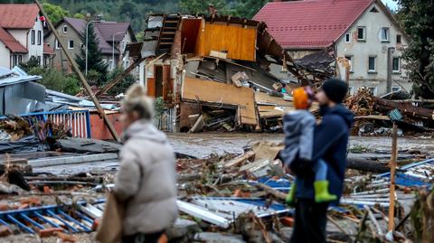 Wiceburmistrz Stronia Śląskiego w rozmowie z reporterem TVN24