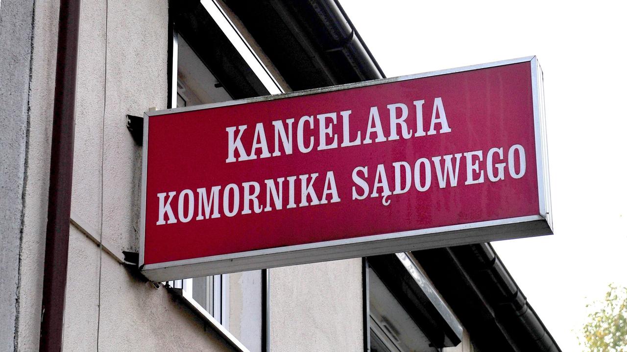 Koniec z dyskryminacją komorników. Prezydent podpisał nowelizację