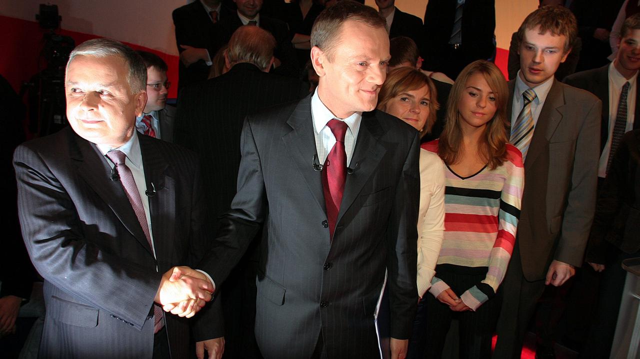 Nie ma teczek, ale są memy. Komu (nie) opłaca się debata prezydencka?