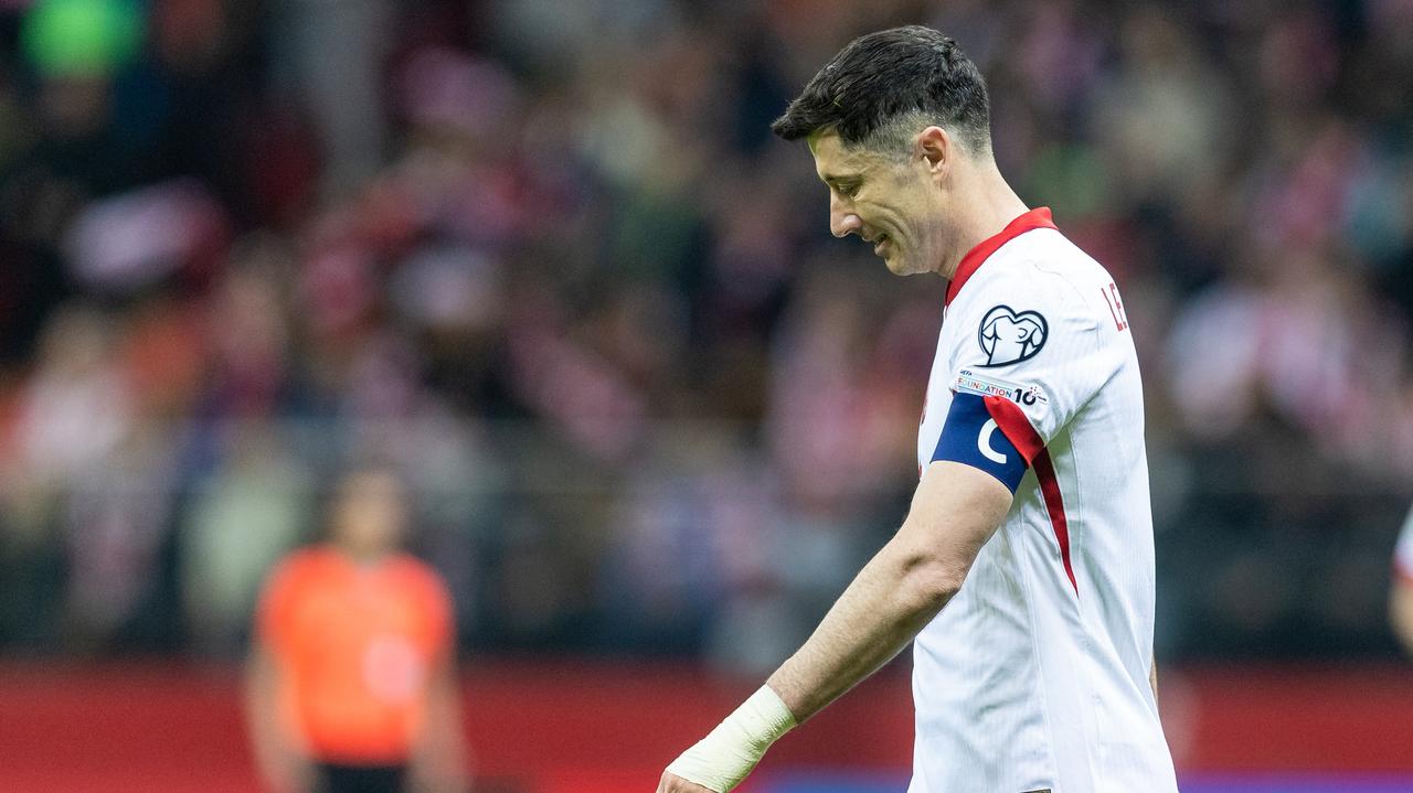 The Prime Minister was expected  to "speak out" on Lewandowski&#39;s case. He resigned