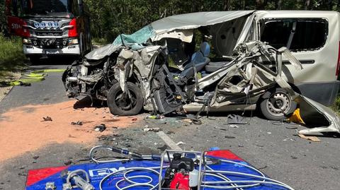 Wypadek busa i ciężarówki w miejscowości Sądrożyce