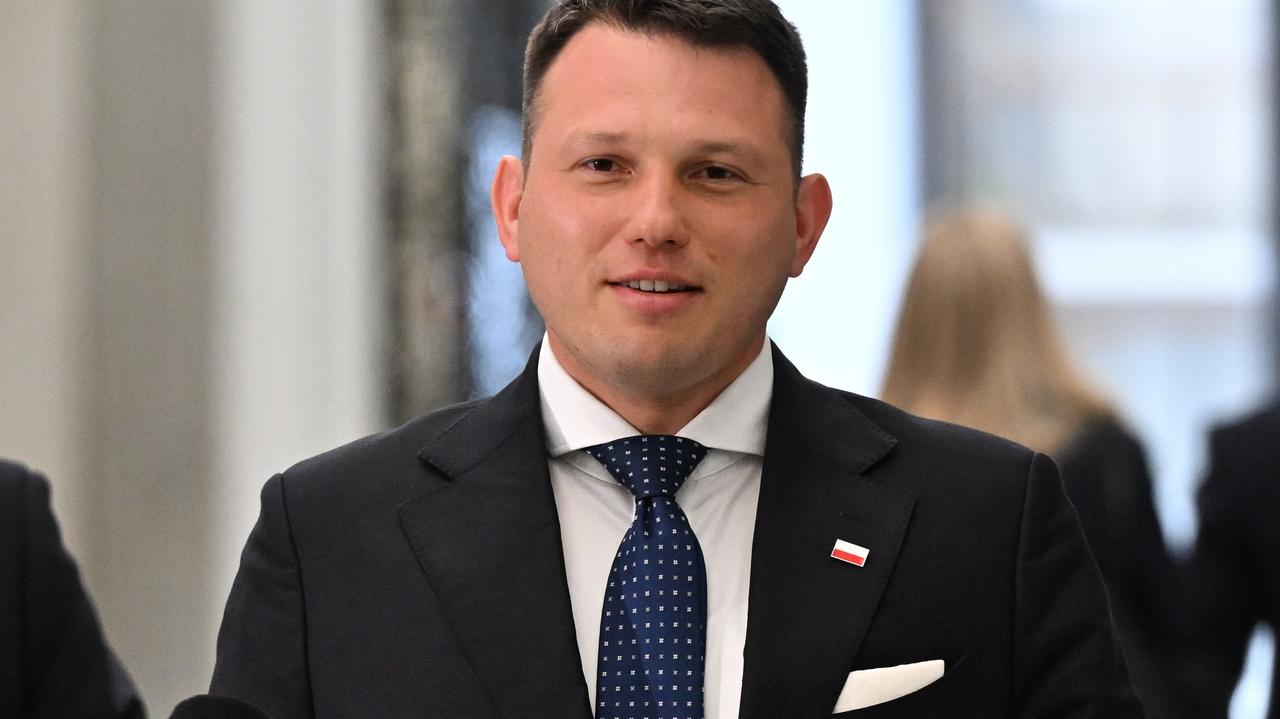 Mentzen kontra Bochenek. Kto "robi z ludzi idiotów"?