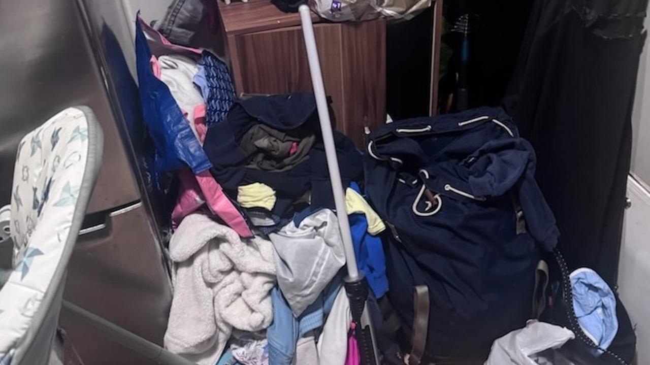 Niemowlę z siniakami i pogryzione przez insekty. W domu "brud i bałagan"