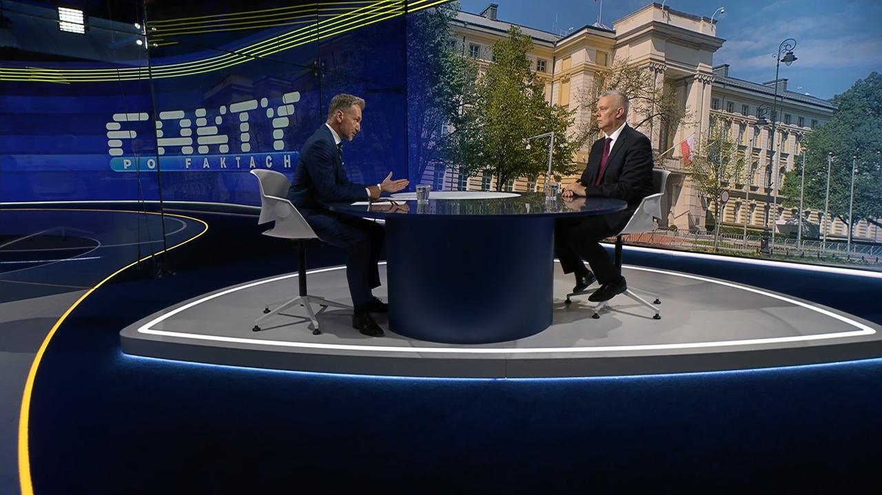 "Ten dzień jest przełomem". Siemoniak: koniec złudzeń co do Putina