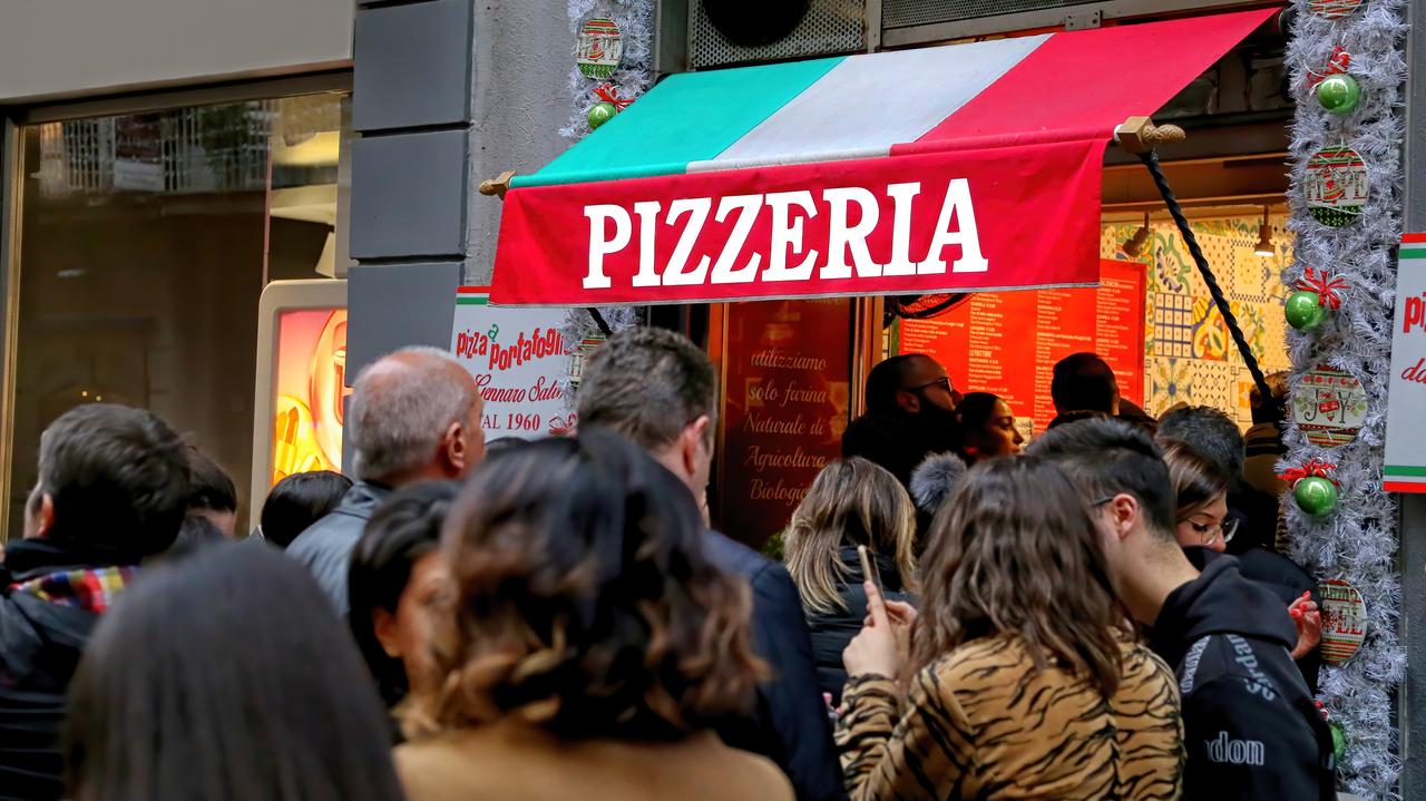 SME Ombudsman investigates VAT rates in gastronomy after shrimp pizza controversy