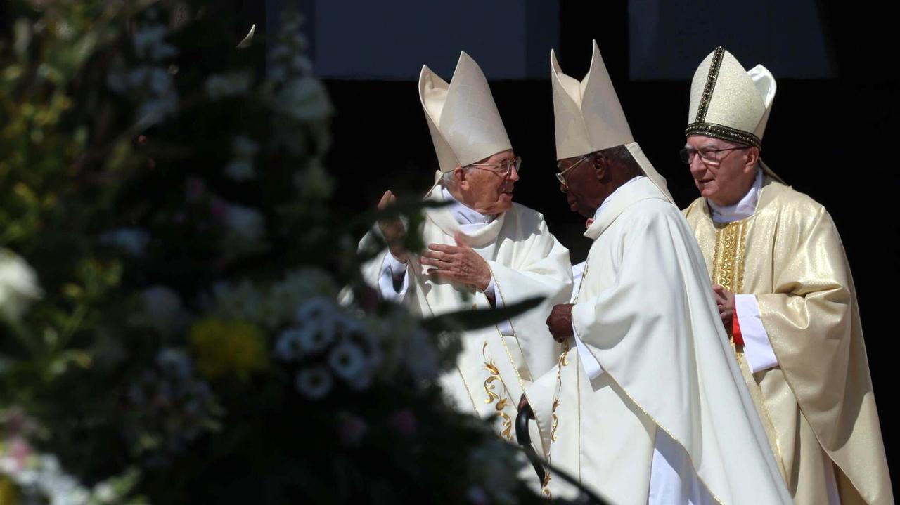 Reuters: jest data konklawe