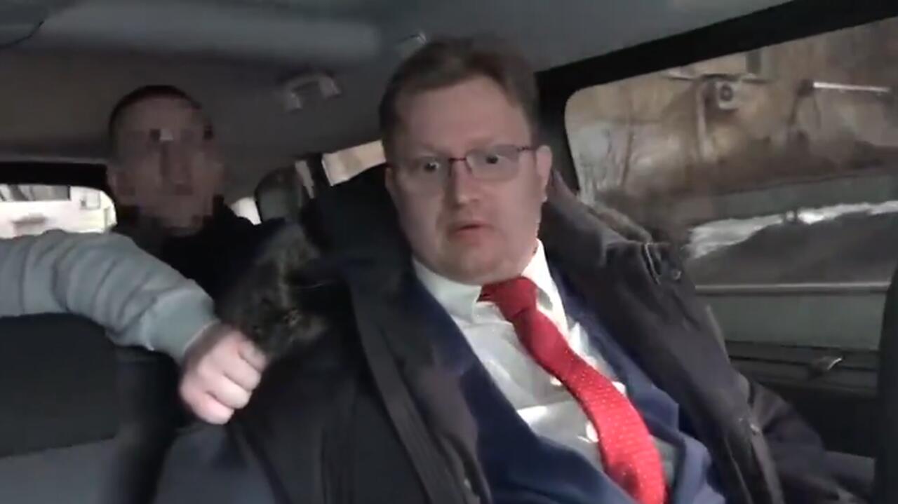 Zatrzymanie byłego rosyjskiego dyplomaty. "Czy pan wie, co się stało?"