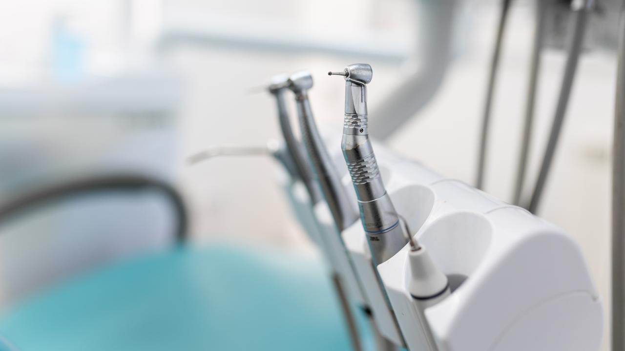 Prawie 1200 zarzutów dla dentystki