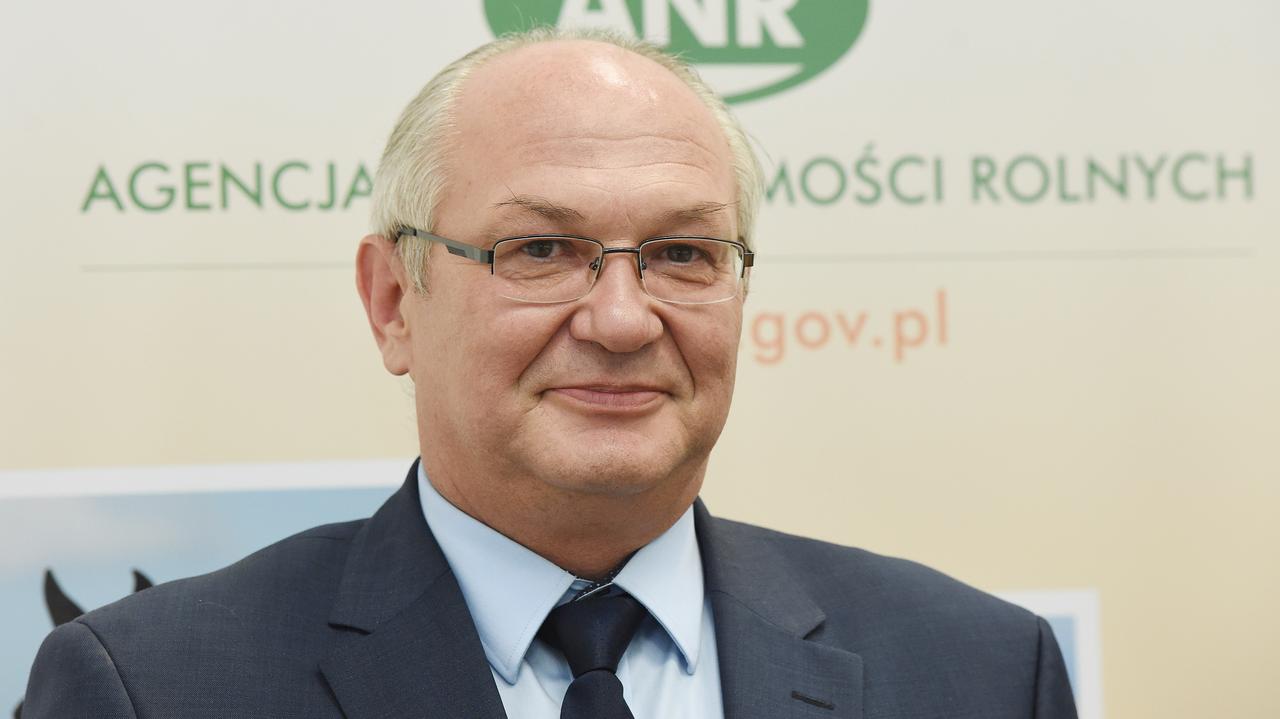 Kolejny członek PiS zawieszony w związku z aferą o działkę pod CPK