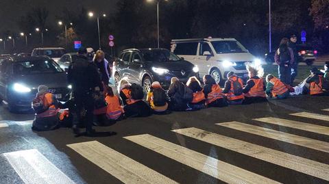 Ostatnie Pokolenie zablokowało Świętokrzyską 