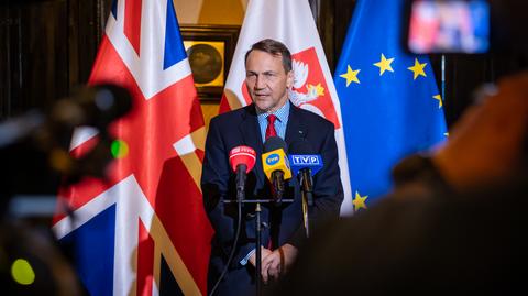 Sikorski apeluje o zmiany ograniczeń używania broni podarowanej Ukrainie. "To byłaby w pełni obrona własna"