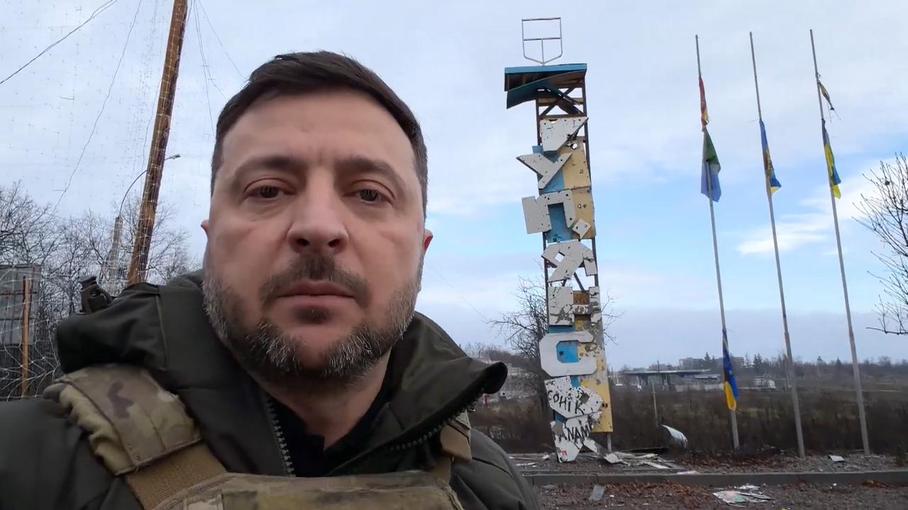 "Rzeczywistość mówi sama za siebie". Wołodymyr Zełenski odwiedził front