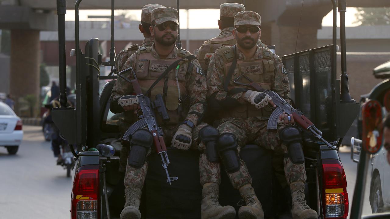 Eksplodował szkolny autobus. "Bestie"