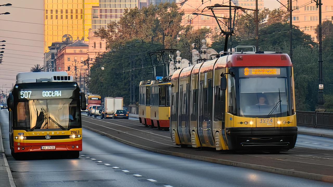 Tramwaje ominą przystanki na moście Poniatowskiego. Zmiany także na Wioślarskiej