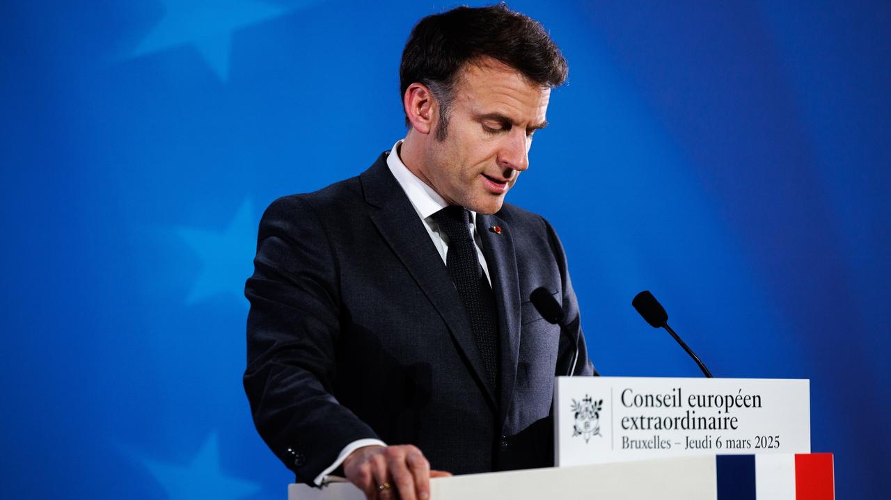 Upadł rząd we Francji. Co dalej?