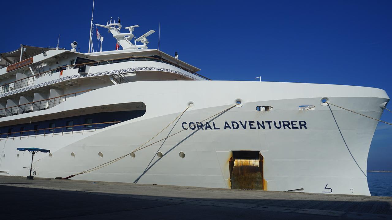 Śledczy na pokładzie wycieczkowca po śmierci pasażerki. Pozostawiono ją samą na niezamieszkałej wyspie