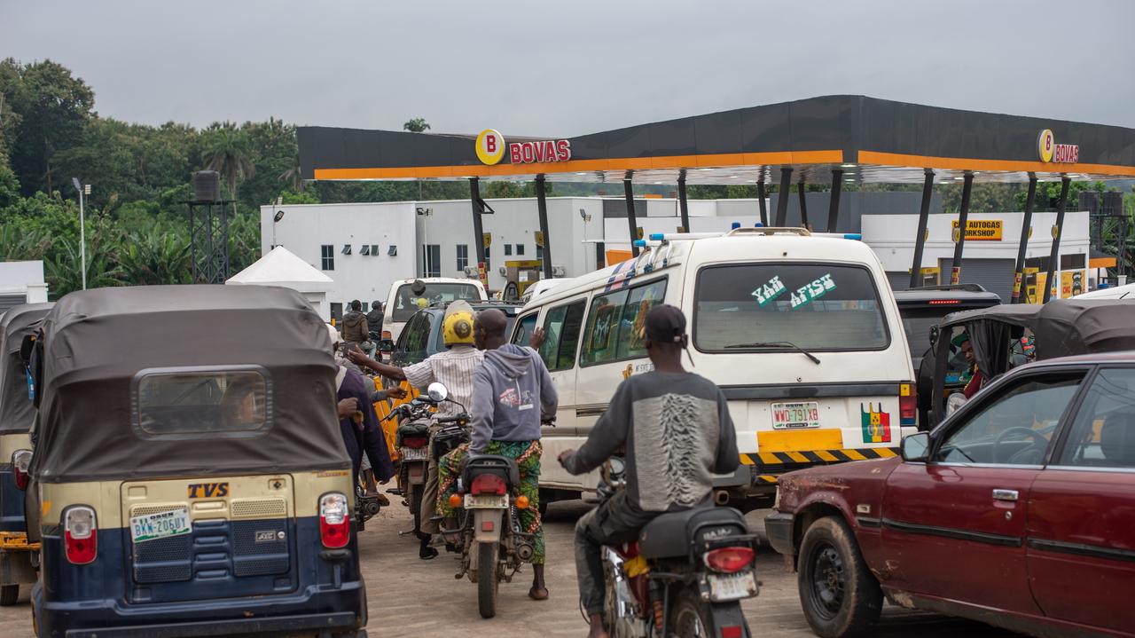 Autobus wjechał na uszkodzony most. Nie żyje panna młoda i jej goście