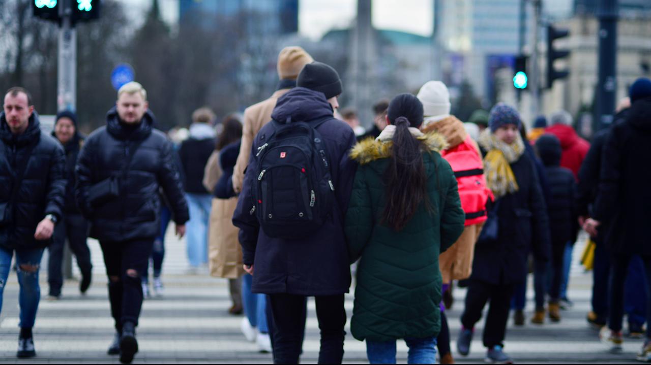 Za miesiąc rewolucja w sprawie pensji. "Nic tak nie dzieli ludzi jak pieniądze"
