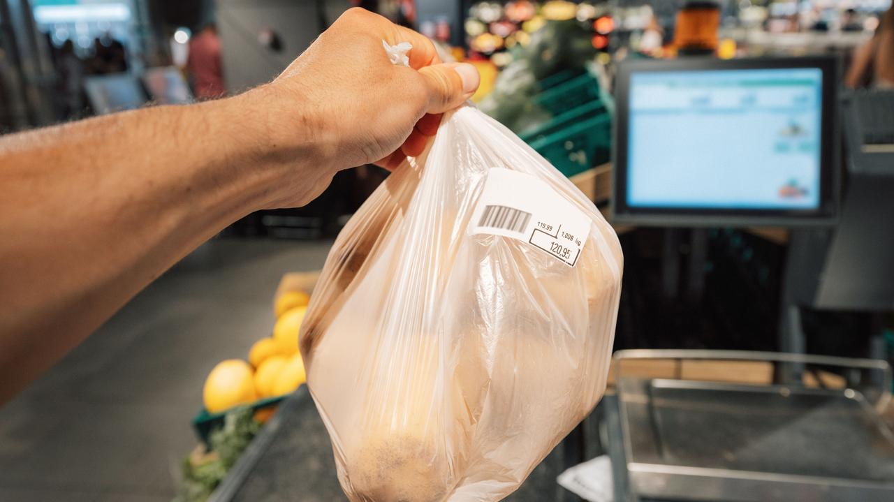 To ukryty koszt wojny w Iranie. Produkcja plastiku coraz droższa