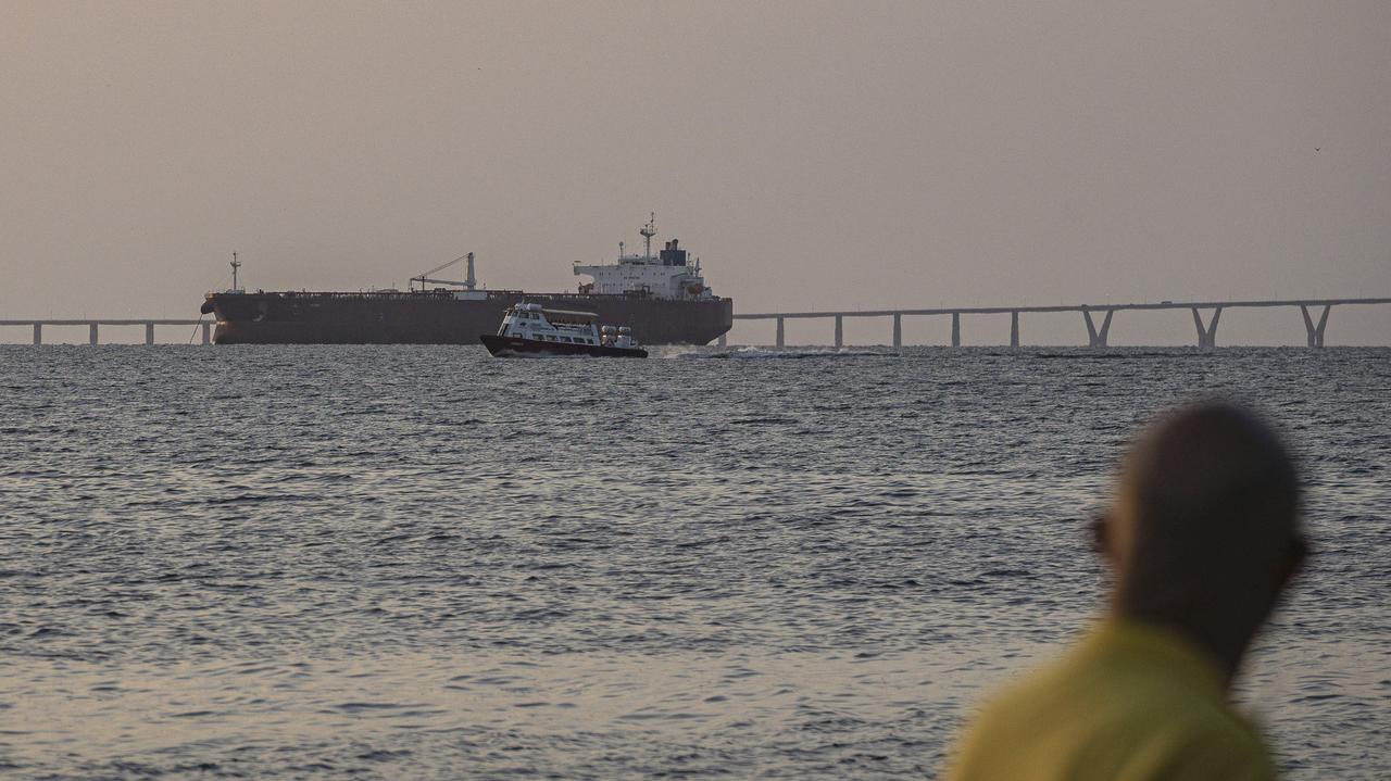 Dziurawa blokada Trumpa. Statki i tak wypływają