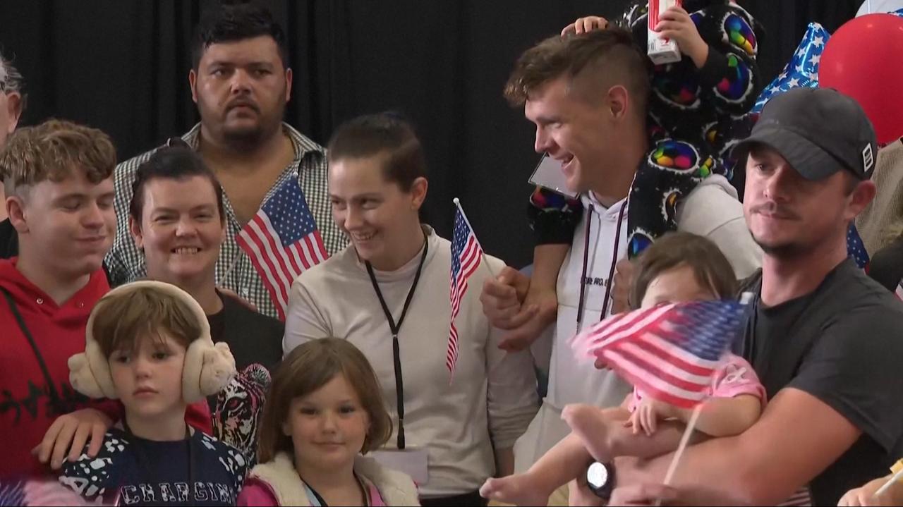 Uchodźcy z RPA wylądowali w Waszyngtonie. Zapraszał ich Trump