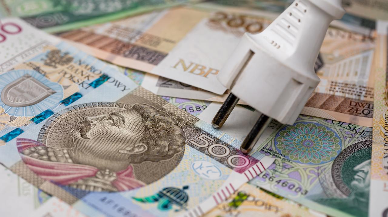 Zamrożenie cen prądu i bon ciepłowniczy. Nowe sposoby na wysokie rachunki