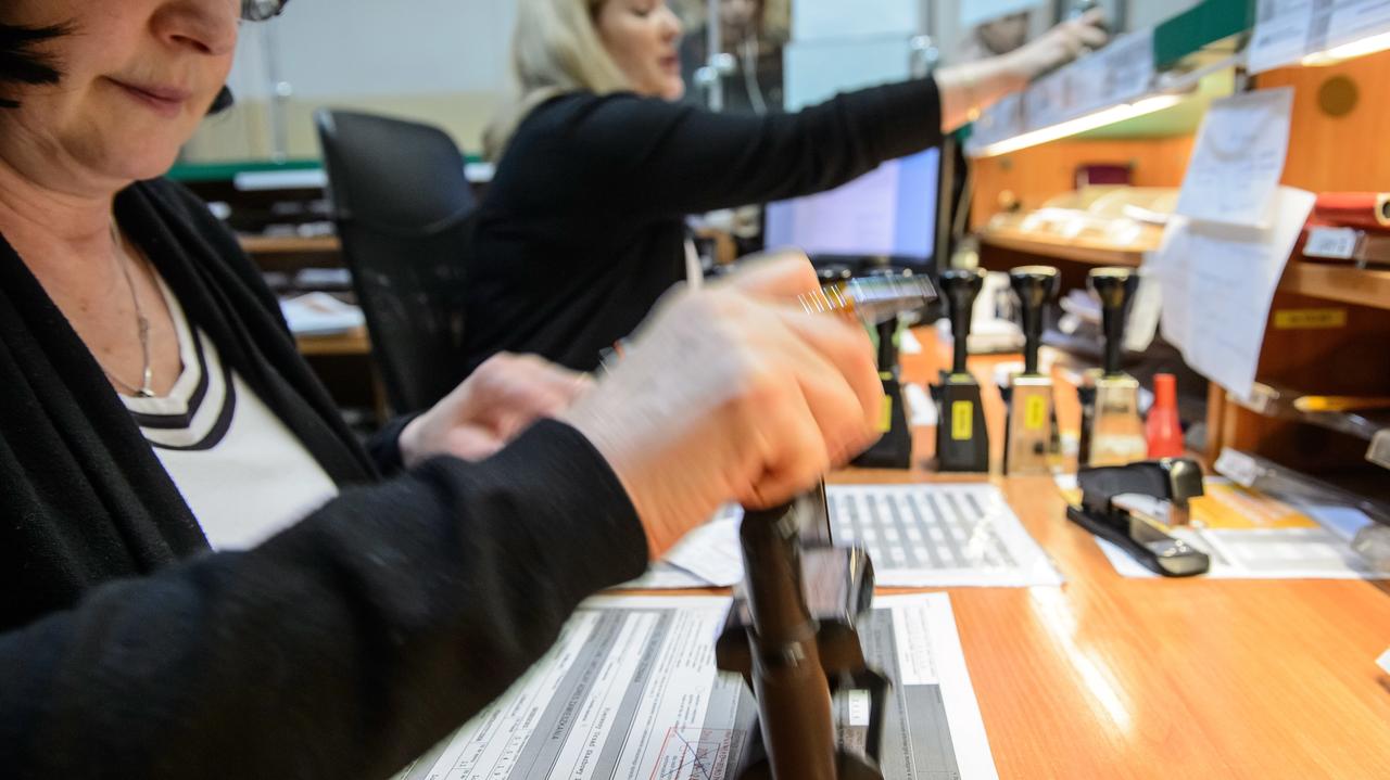 Czarzasty: changes to income and corporate taxes are just the start of the tax reform