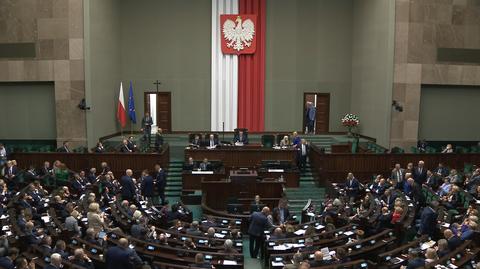 Sejm uczcił pamięć ofiar rosyjskiej agresji na Ukrainę minutą ciszy 