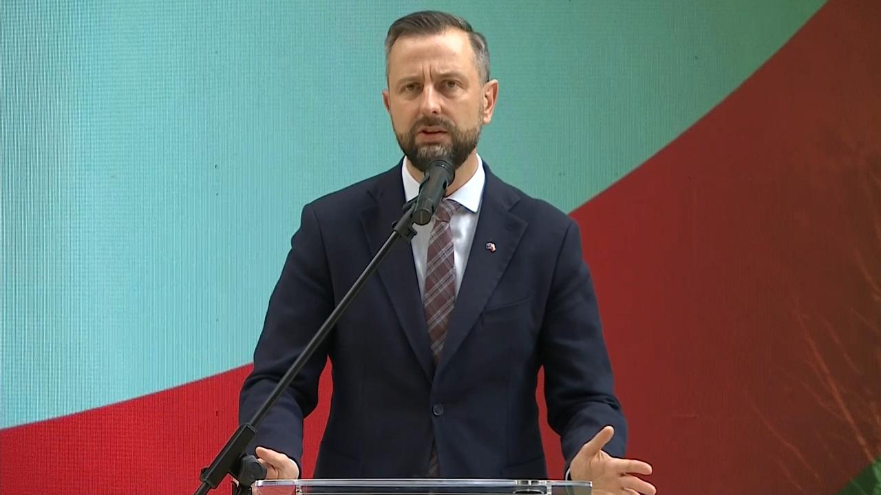 Szef MON: ostatnie dni pokazały, jak blisko jest zagrożenie