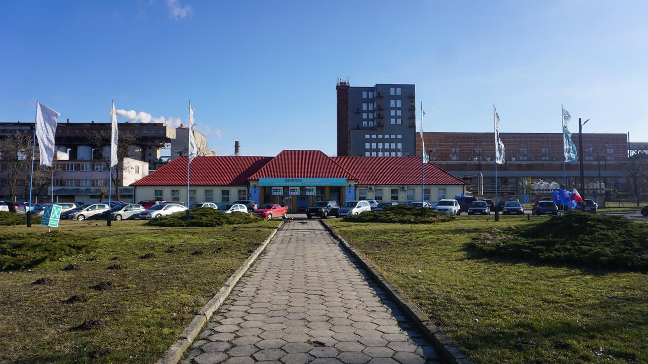 Zwolnienia grupowe w polskim zakładzie. Apel europosłów