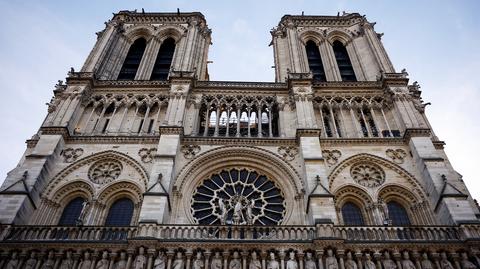 Paryż. Odbudowana katedra Notre Dame na nagraniach z drona