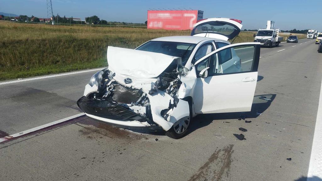 Karambol na autostradzie A4 w pobliżu wsi Pietrzykowice (woj. dolnośląskie) 